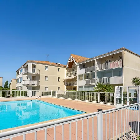 Les Jardins De L'ocean-42 By Interhome
