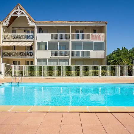 Les Jardins De L'ocean-42 By Interhome